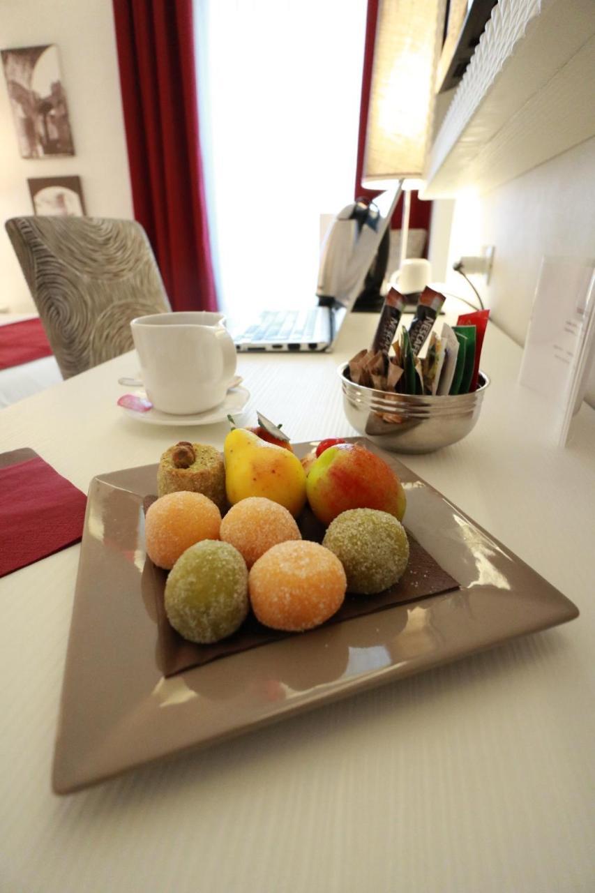 Tullia&Prisca Relais Hotel Roma Ngoại thất bức ảnh
